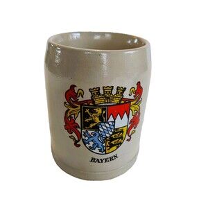 BAYERN LION CREST COAT OF ARMS CERAMIC BEER STEIN TANKARD MUG WEST GERMANY BM